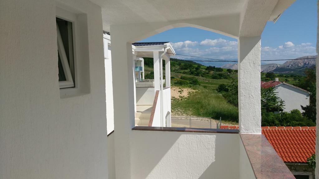 Ruza Apartmani Draga Bascanska Exterior photo