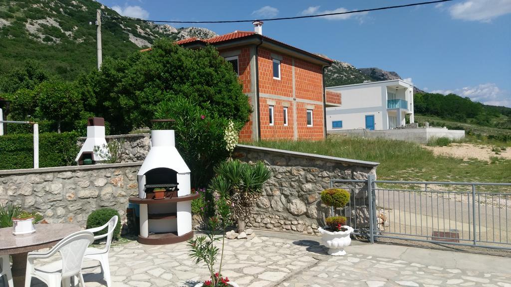 Ruza Apartmani Draga Bascanska Exterior photo